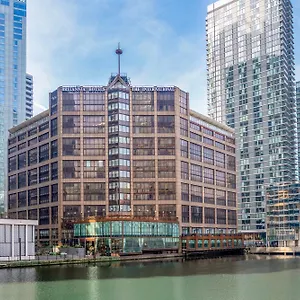 4* Отель Britannia International Canary Wharf