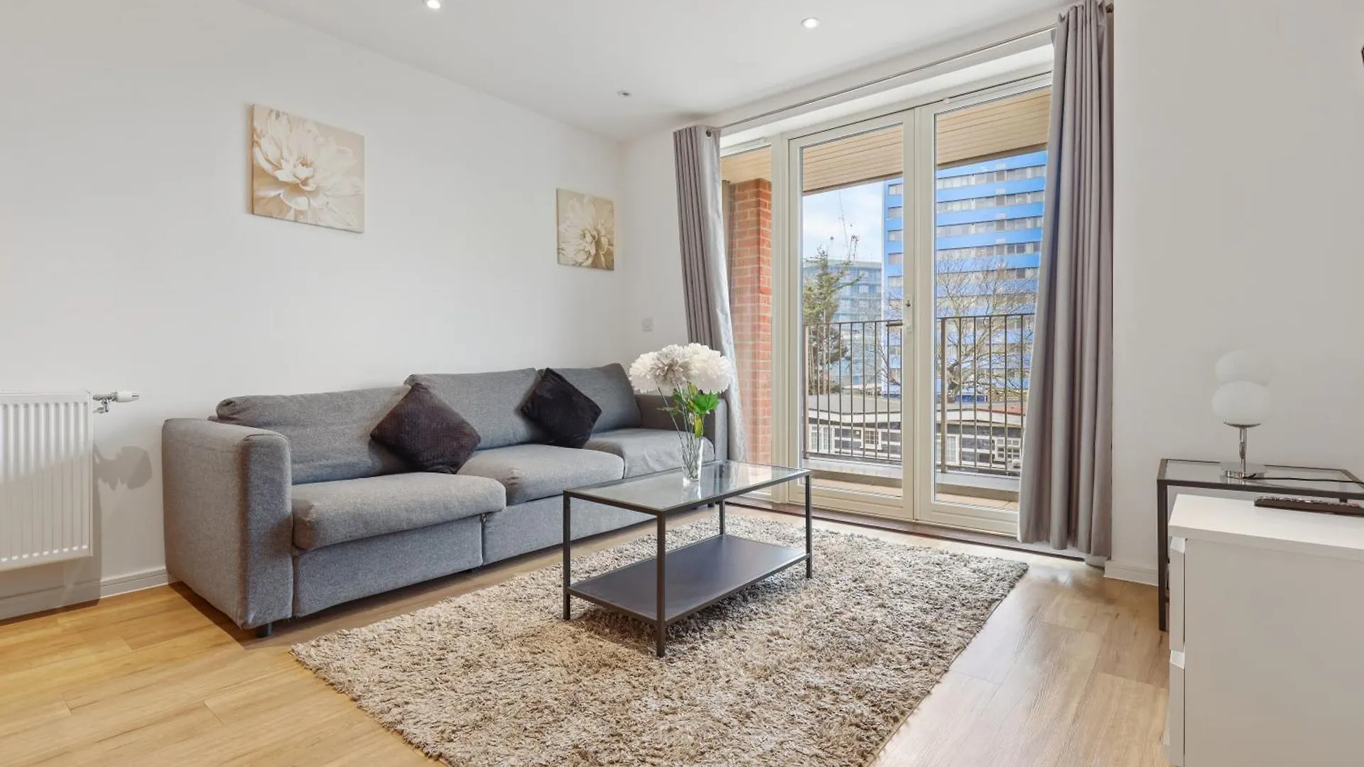 Canning Town Apartment London 0*,  United Kingdom